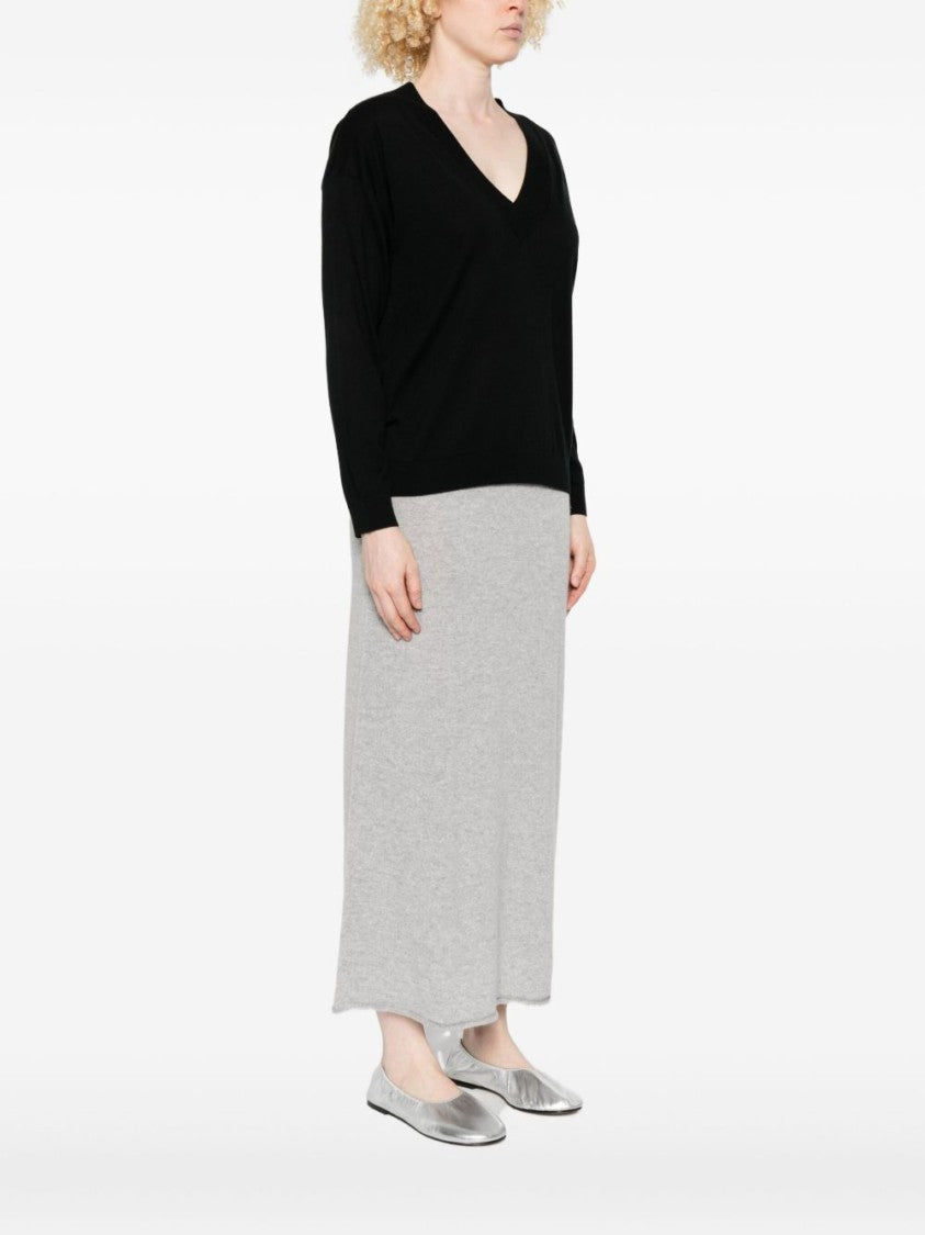 Alpha Studio Black V-Neck Sweater In Silk-Cashmere Blend