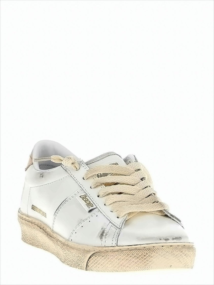 Golden Goose Distressed White Leather Low-Top Sneakers With Vintage Aesthetic