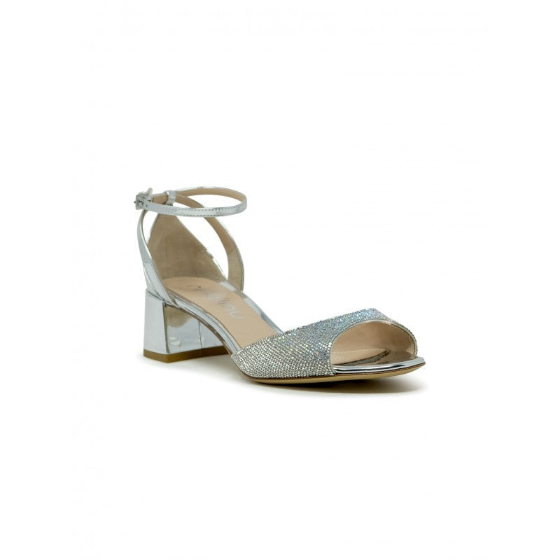 Ninalilou 351022B5/12 Silver Patent Sandals