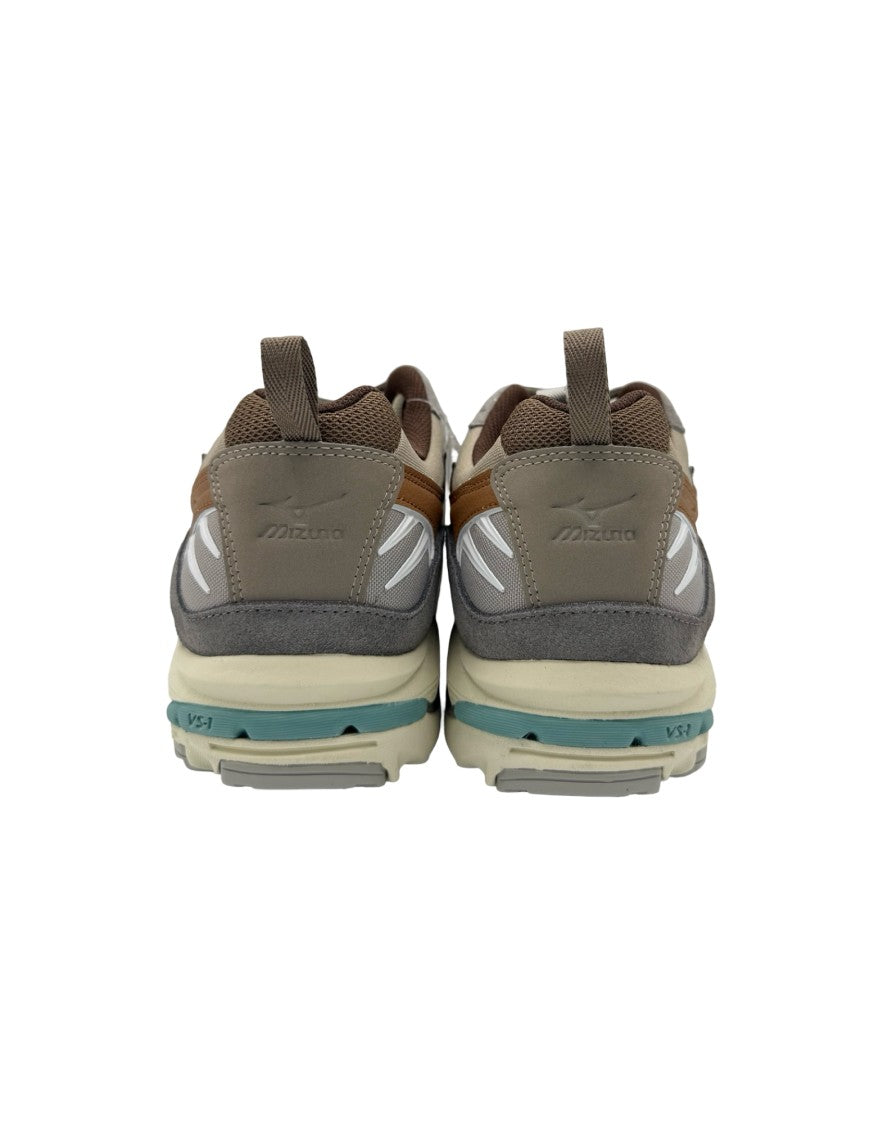 Mizuno Layered Design Athletic Sneakers With Cushioned Sole