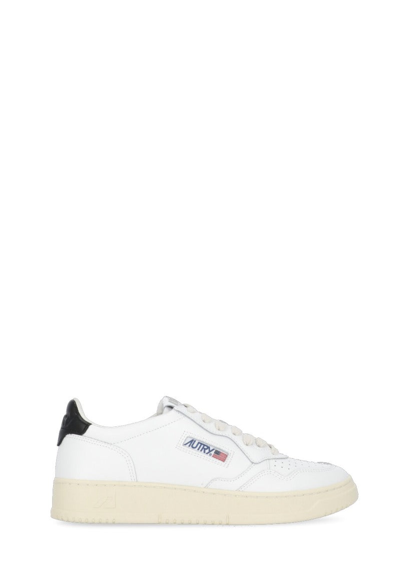Autry White Low Medalist Leather Sneakers