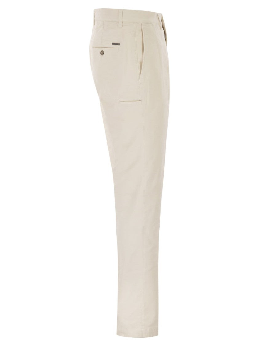Peserico Chino Trousers In Stretch Cotton Gabardine