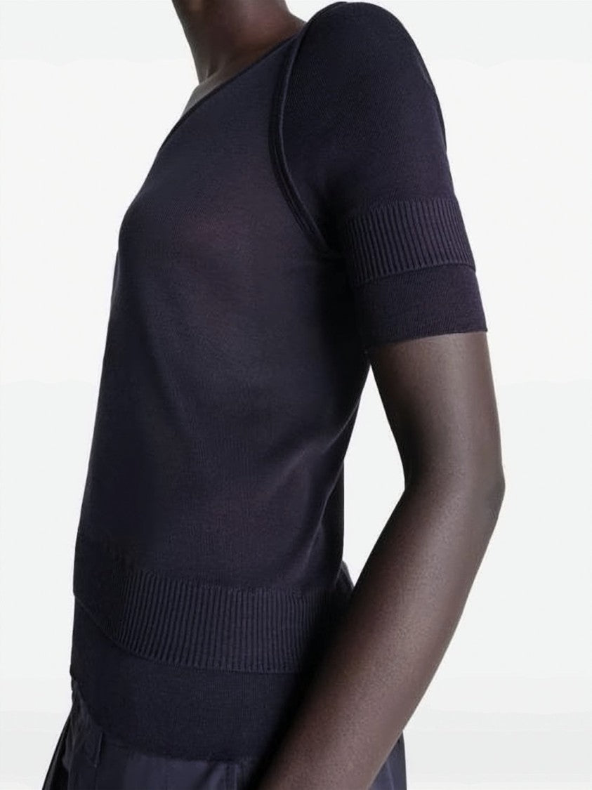 Lemaire Fitted Short-Sleeved Top With Scoop Neckline And Textured Hem