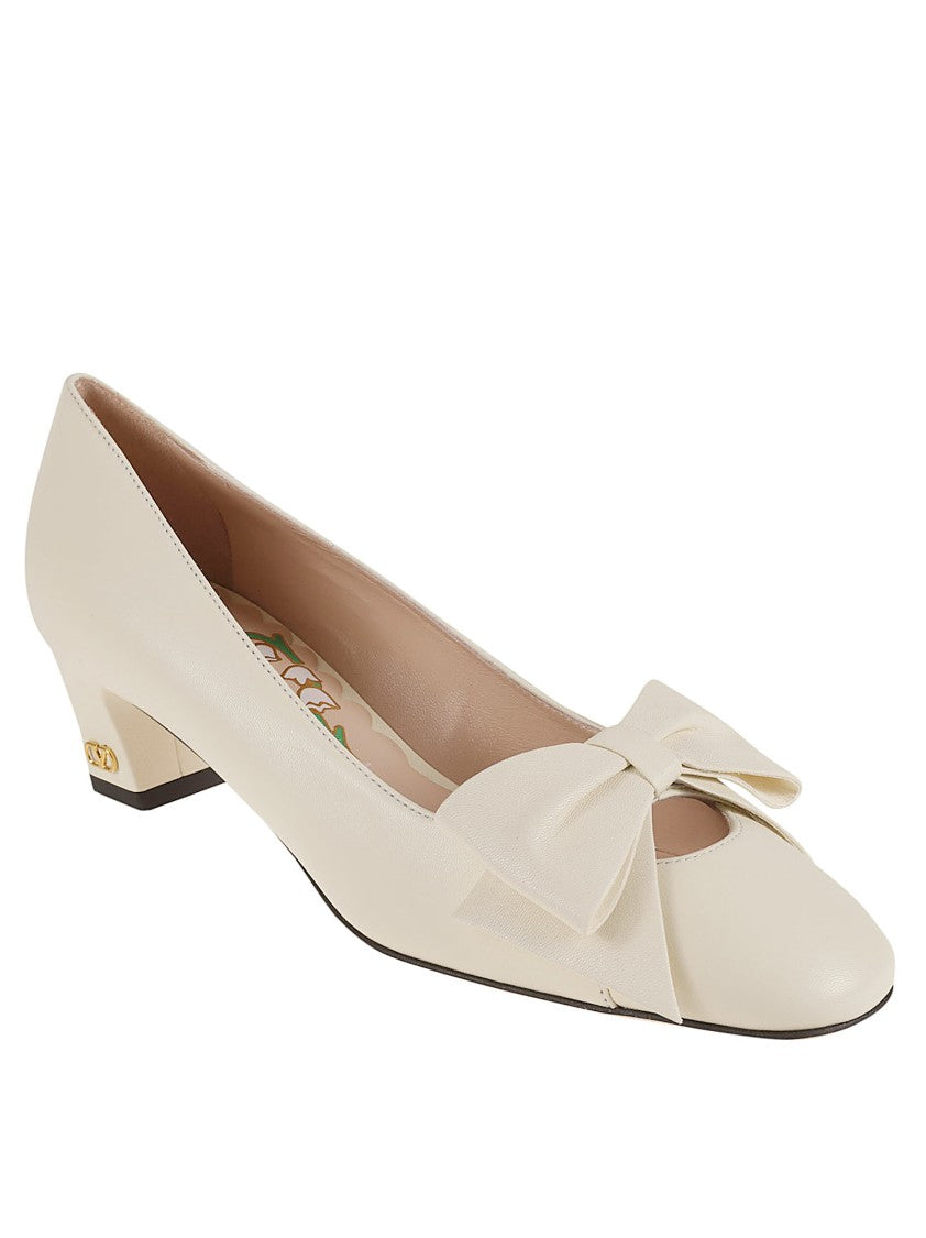 Valentino Garavani Pointed Toe Pumps With Bow Detail