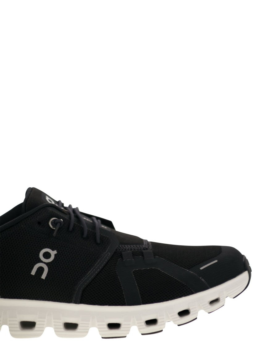 On High-Performance Cloud 6 Sneakers With Enhanced Cushioning