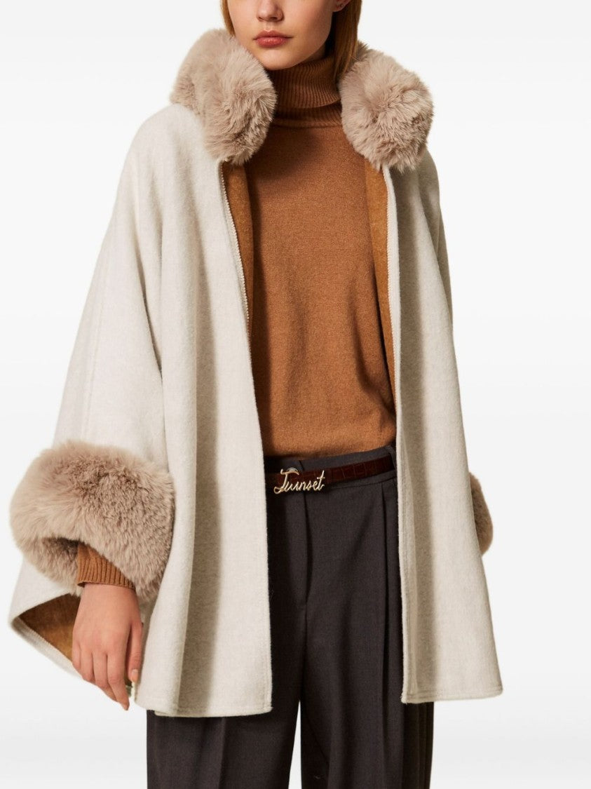 Twin-Set Twin-Set Bianco Cape Coat