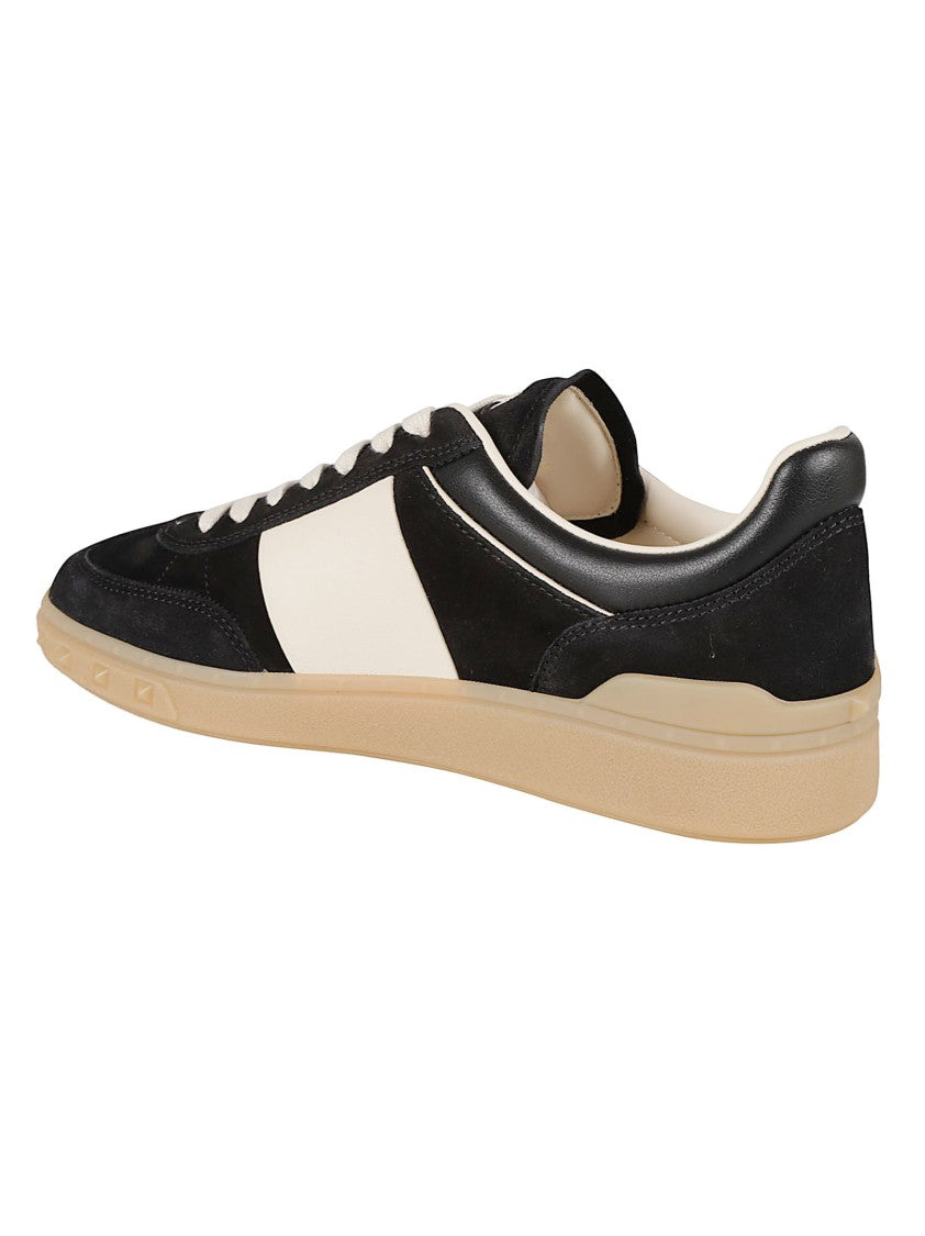 Valentino Garavani Low-Top Calf Leather Sneakers With Studded Beige Sole