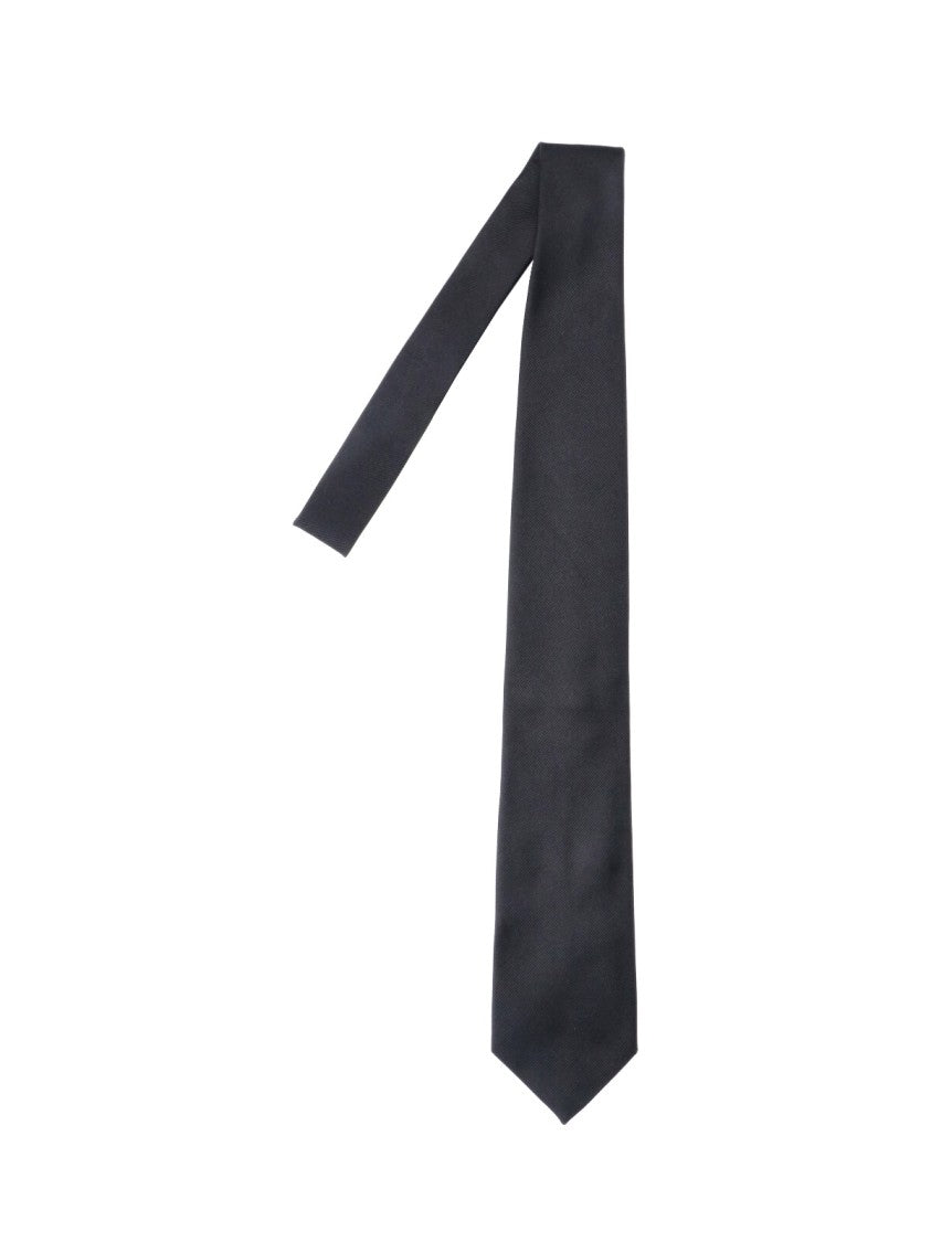 Tom Ford Adjustable Mulberry Silk Tie With Classic Pointed Tip