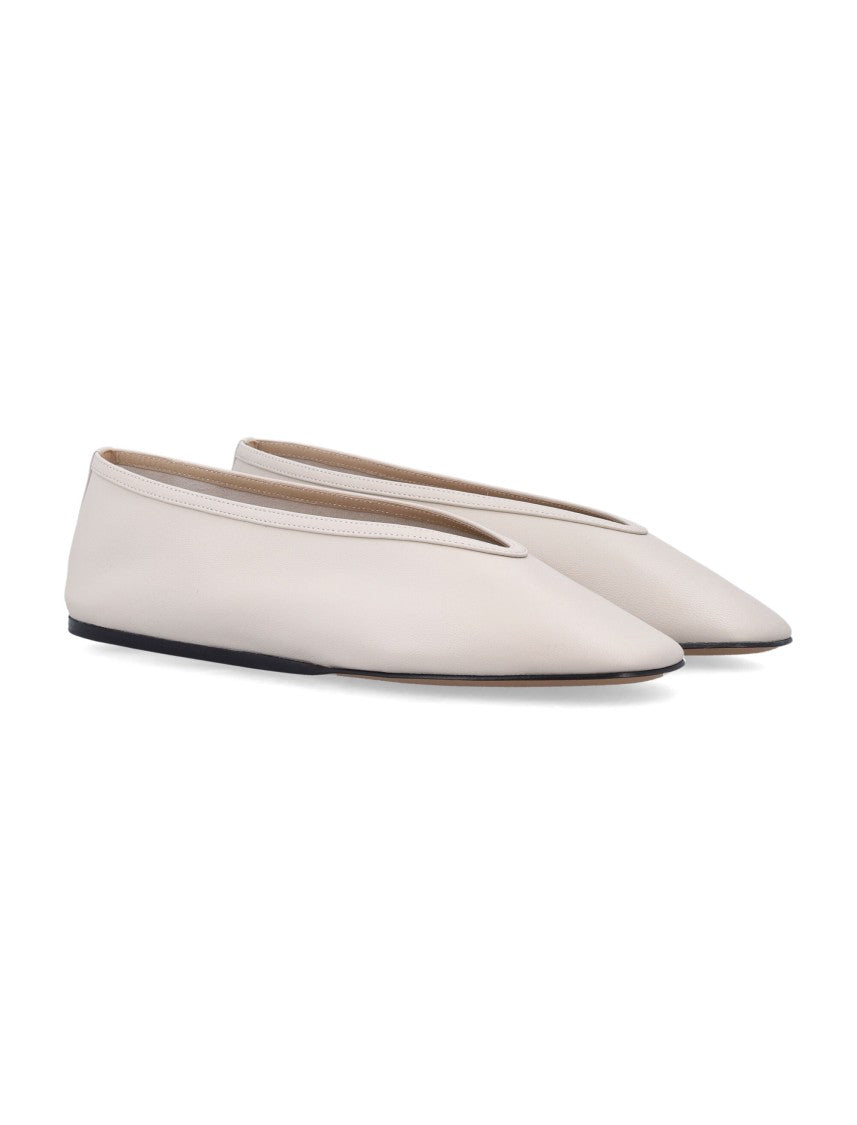 Le Monde Beryl Luna Handsewn Ecru Lambskin Flat Slippers