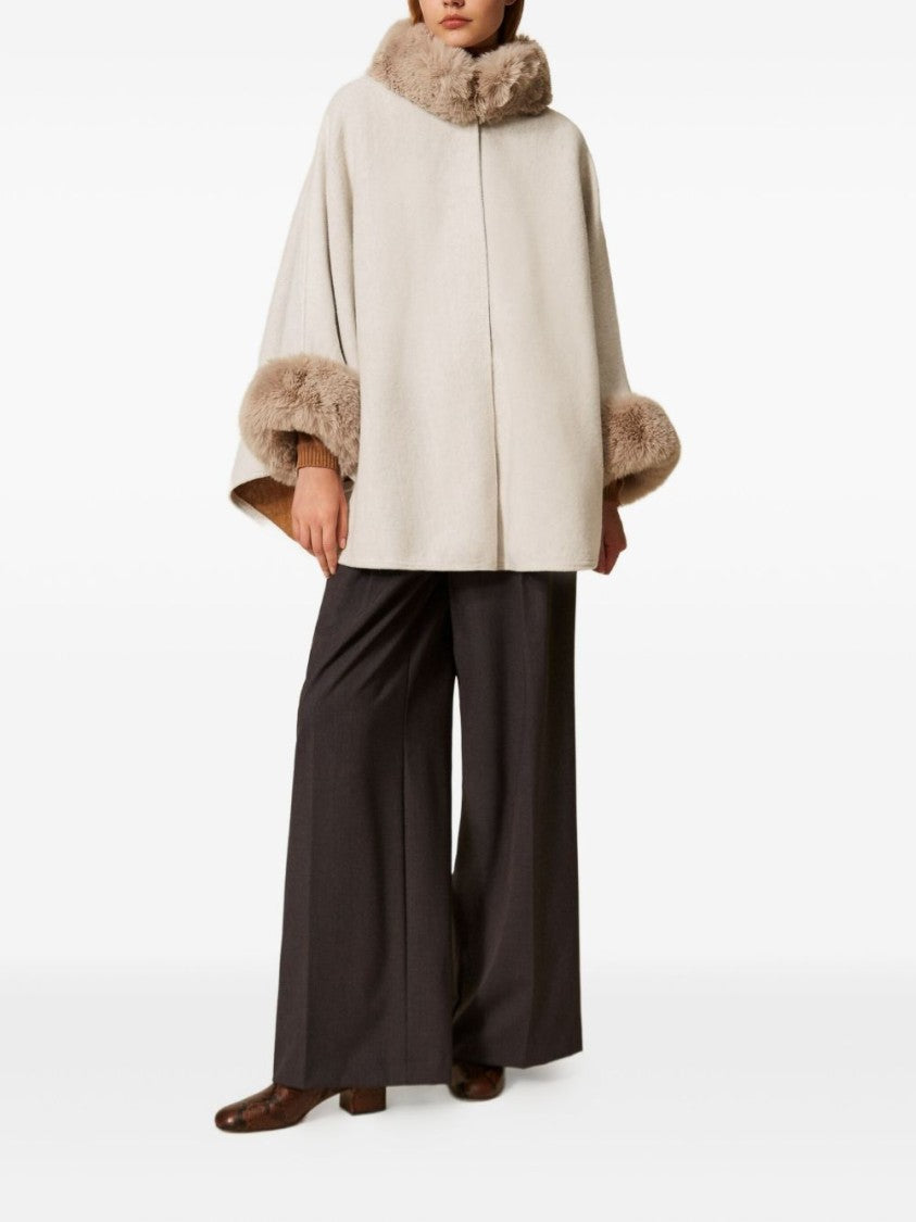 Twin-Set Twin-Set Bianco Cape Coat