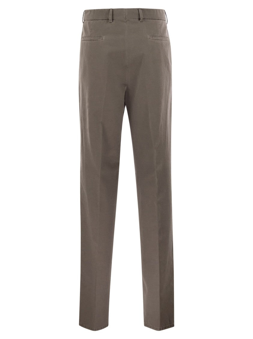 Brunello Cucinelli Leisure Fit Trousers In Garment-Dyed Cotton Velvet