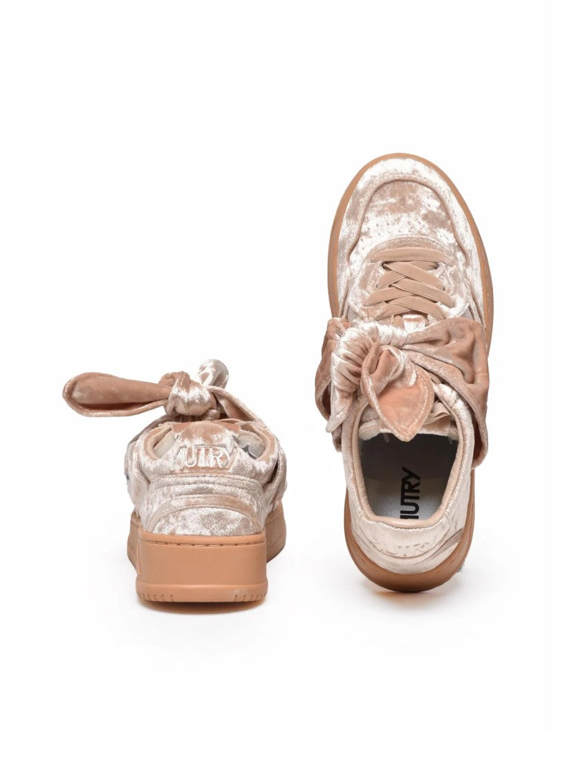 Autry Cream Bow Detail Velvet Low-Top Sneakers
