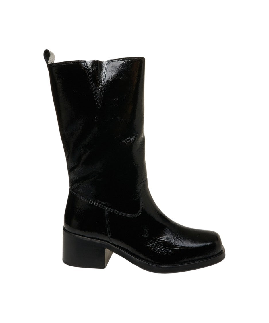 Billi Bi Ankle Boots In Smooth Leather With V-Cut Detail