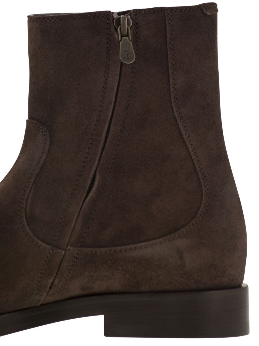 Brunello Cucinelli Chelsea Boot In Suede