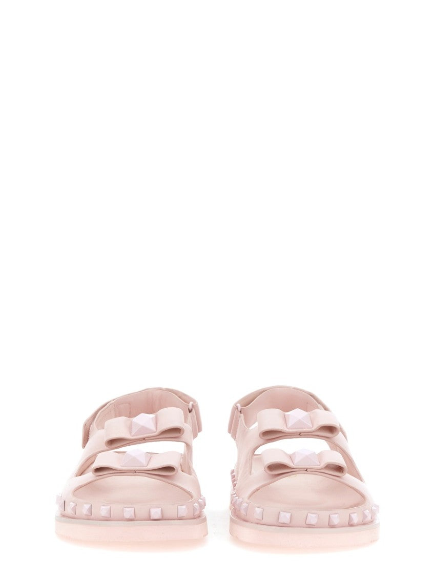 Ash "Ursula" Sandal