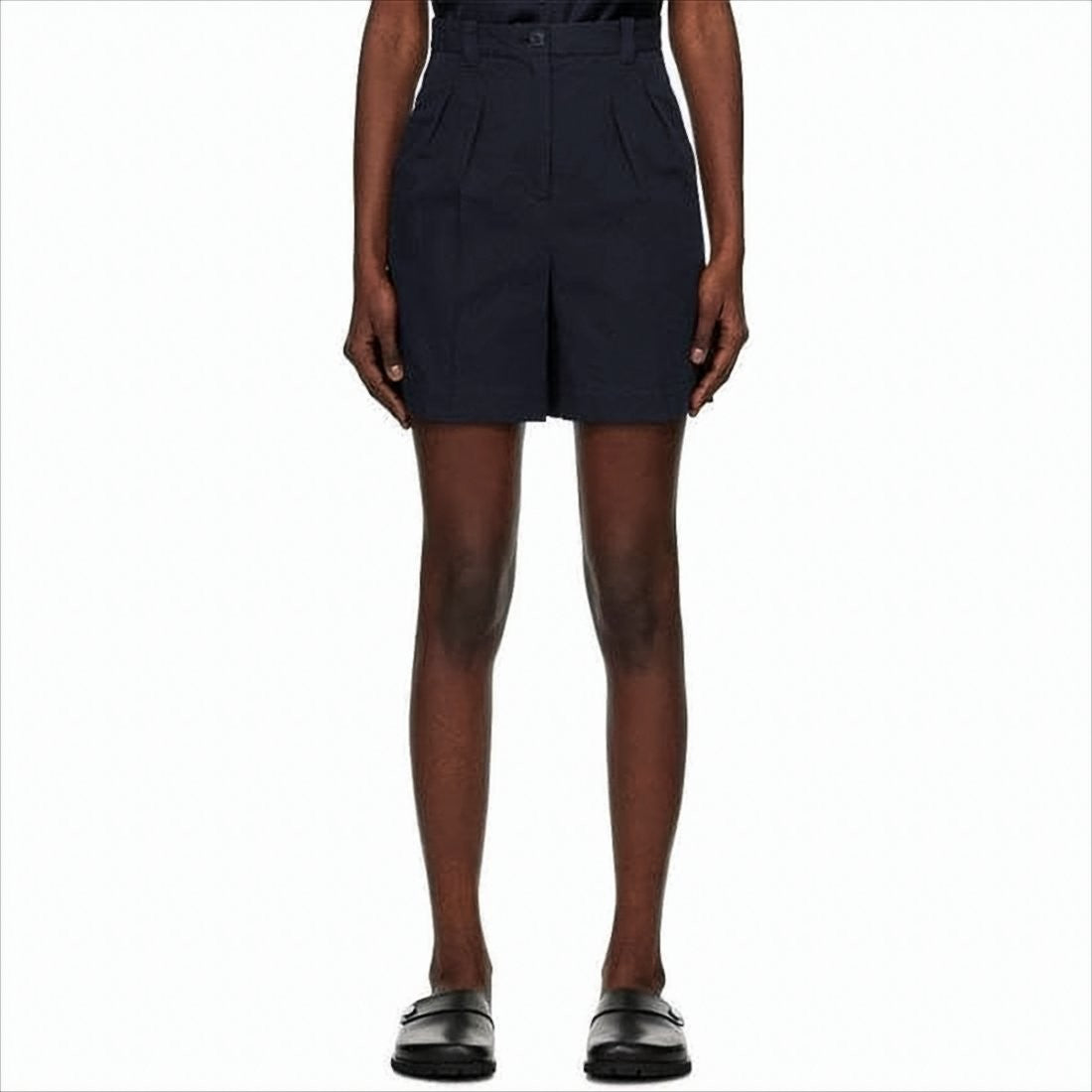 A.P.C. Tailored Shorts With Pleated Front