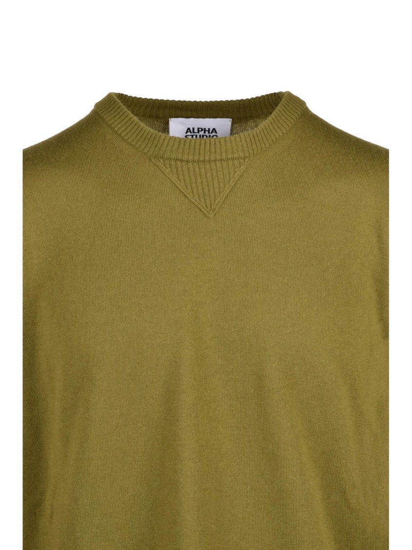 Alpha Studio Crew-Neck Pullover Sweater In Pistachio Wool