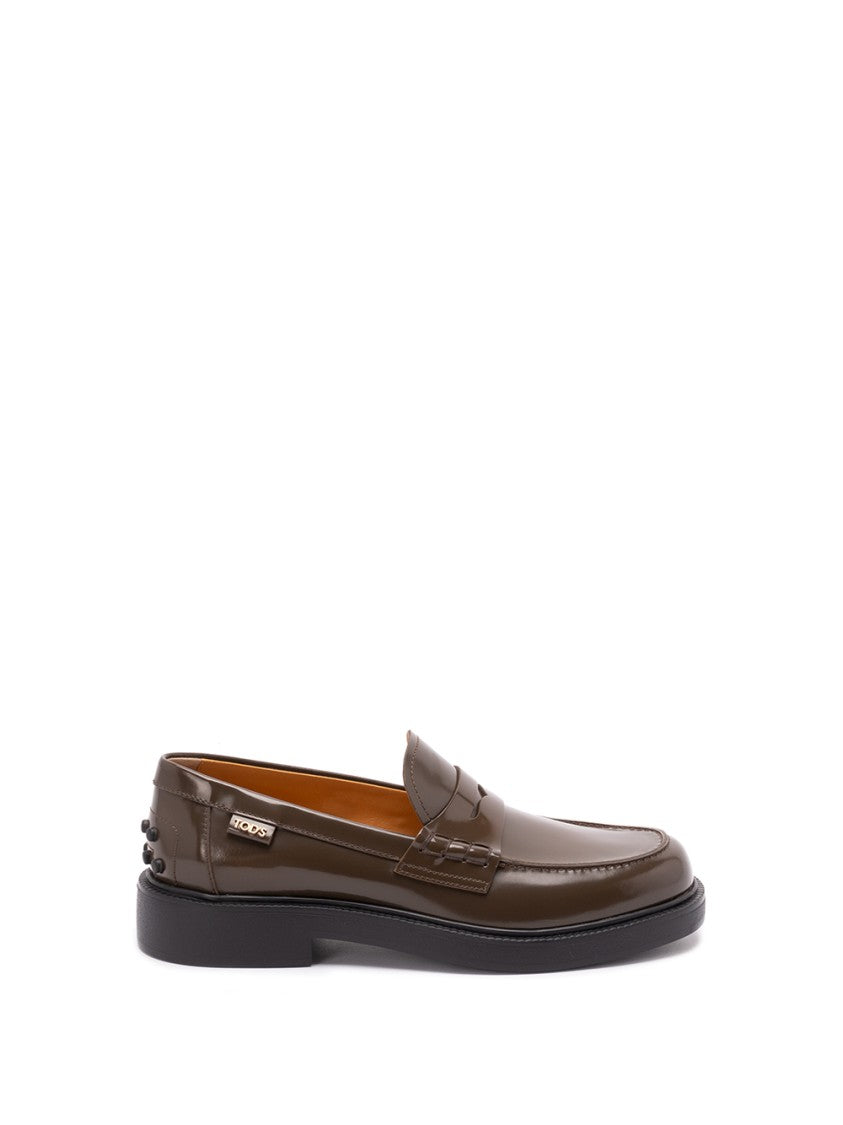 Tod's Polished Calf Leather Loafers With Refined Silhouette
