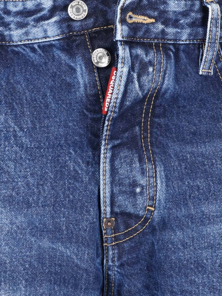 Dsquared2 Straight Leg Jeans With Medium Blue Wash