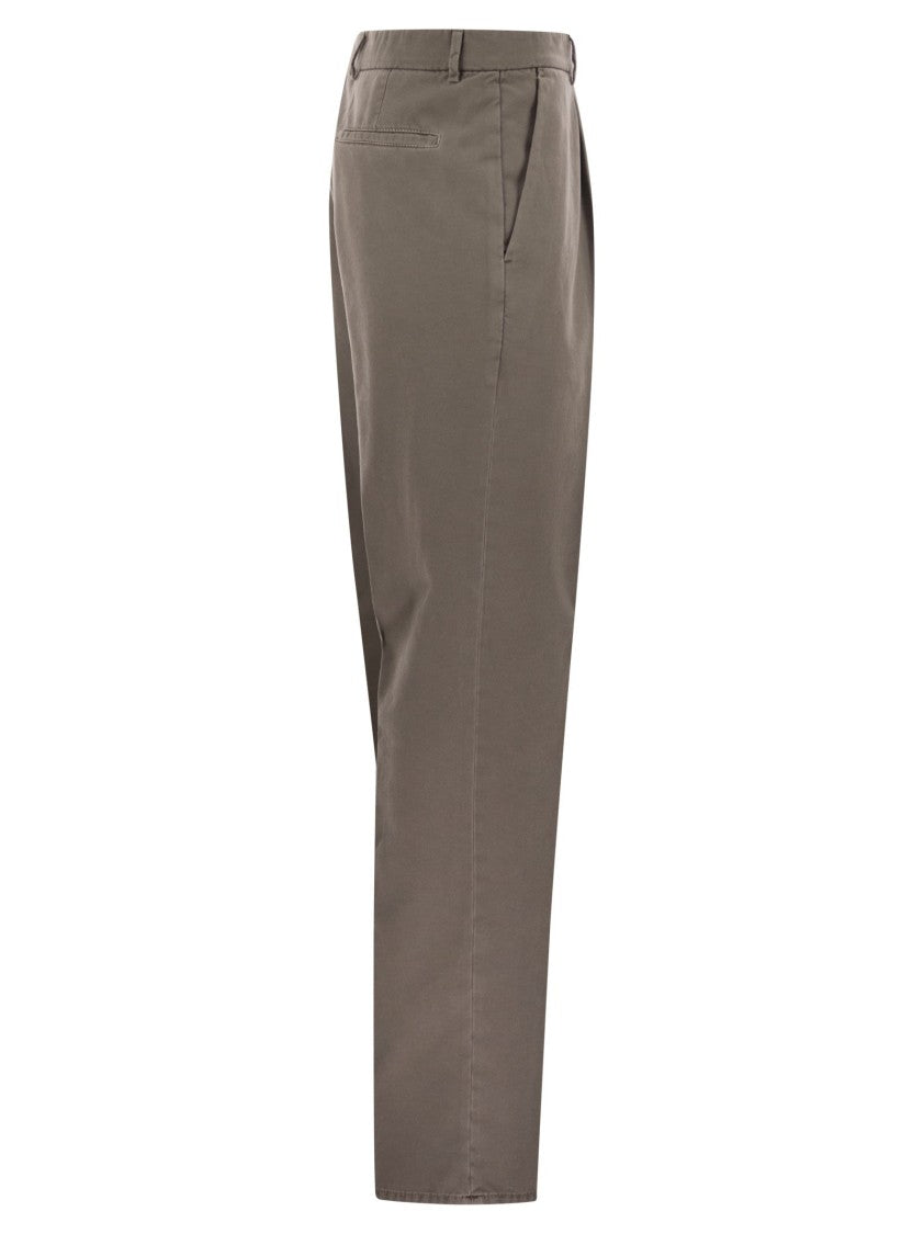 Brunello Cucinelli Leisure Fit Trousers In Garment-Dyed Cotton Velvet