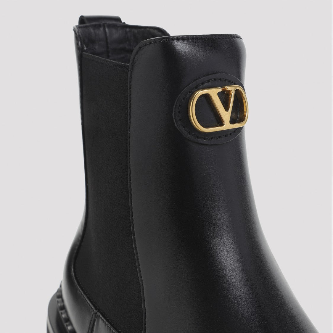 Valentino Garavani Beatle Vlogo Signature T 30 Boots