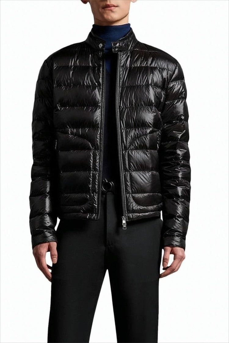 Moncler Cropped Black Puffer Jacket With Horizontal Quilting And High Collar