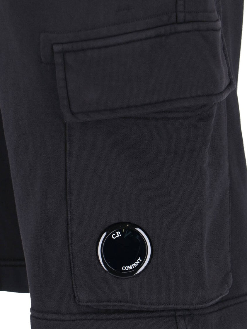 C.P. Company Straight-Cut Black Shorts With Structured Waistband And Functional Pockets