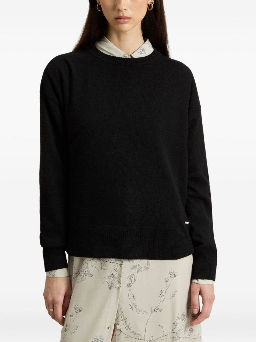 Woolrich Relaxed Fit Black Sweater With Crew Neckline
