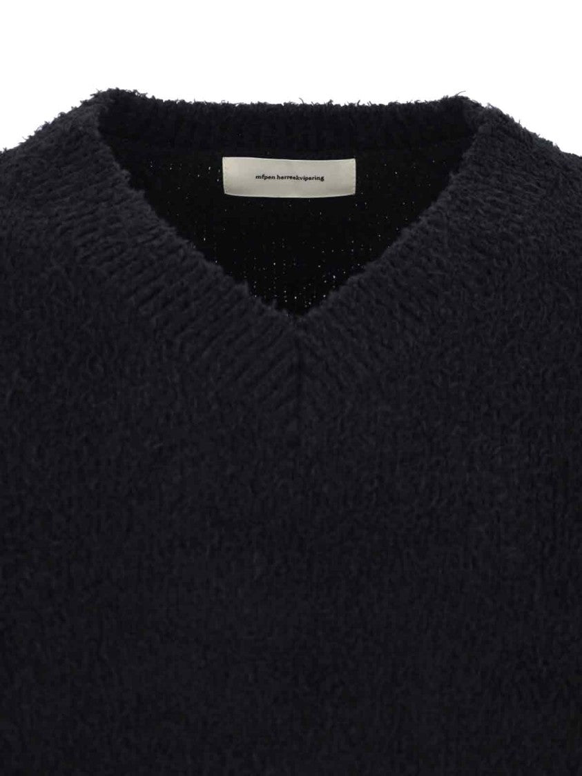 Mfpen Classic Men's Black Knit Sweater With Round Neckline