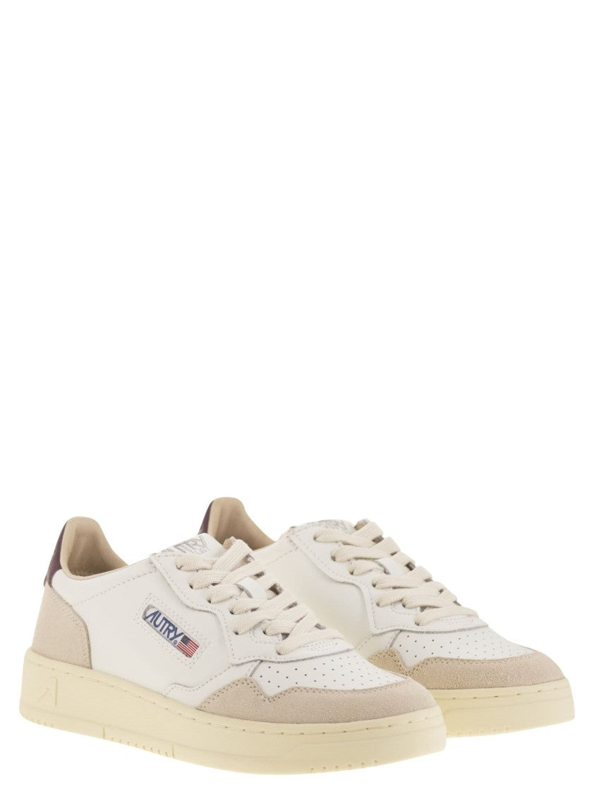 Autry Medalist Low - Leather And Suede Sneakers