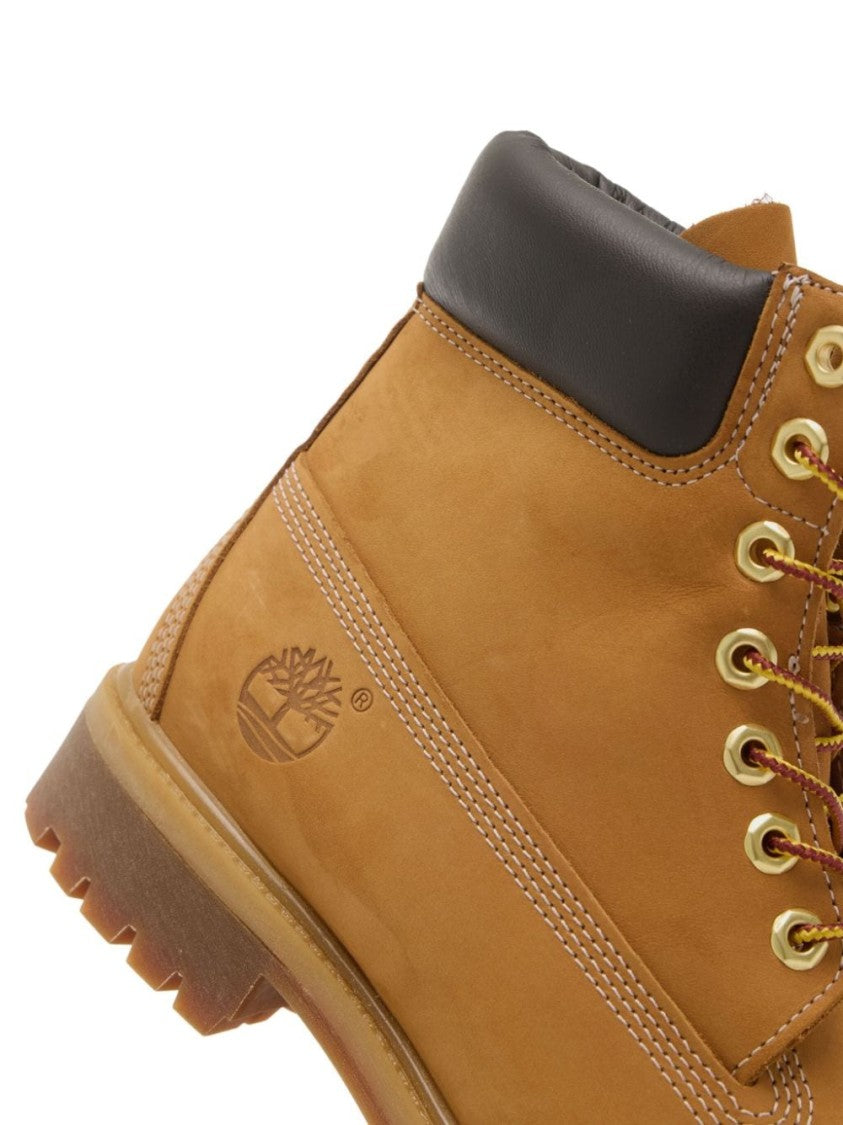 Timberland Classic Laced Ankle Boot With Embossed Logo Detail