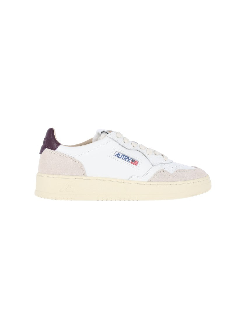 Autry Rounded Toe Low-Top Sneakers With Multicolor Logo