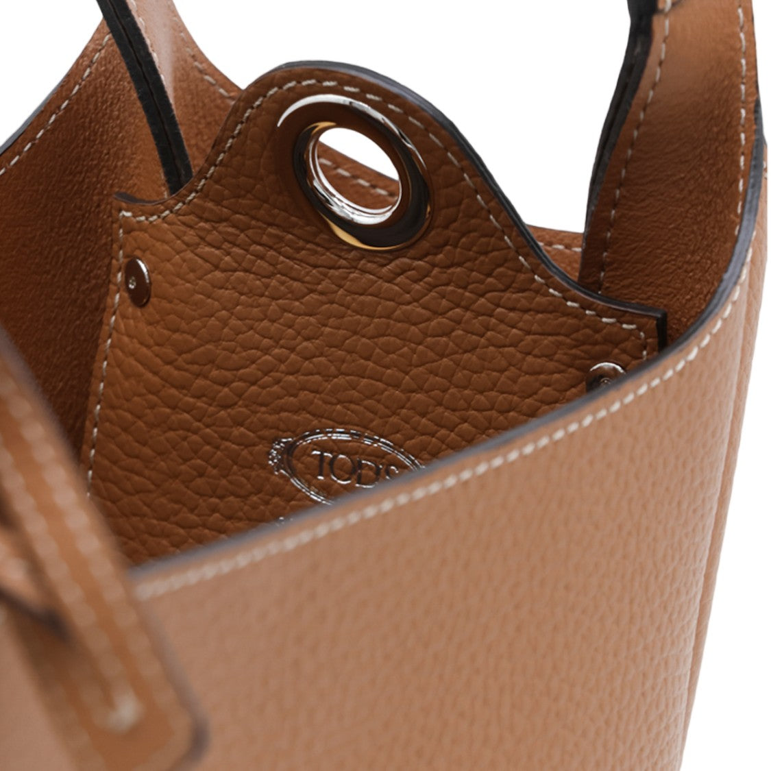Tod's Structured Bucket Bag In Textured Leather