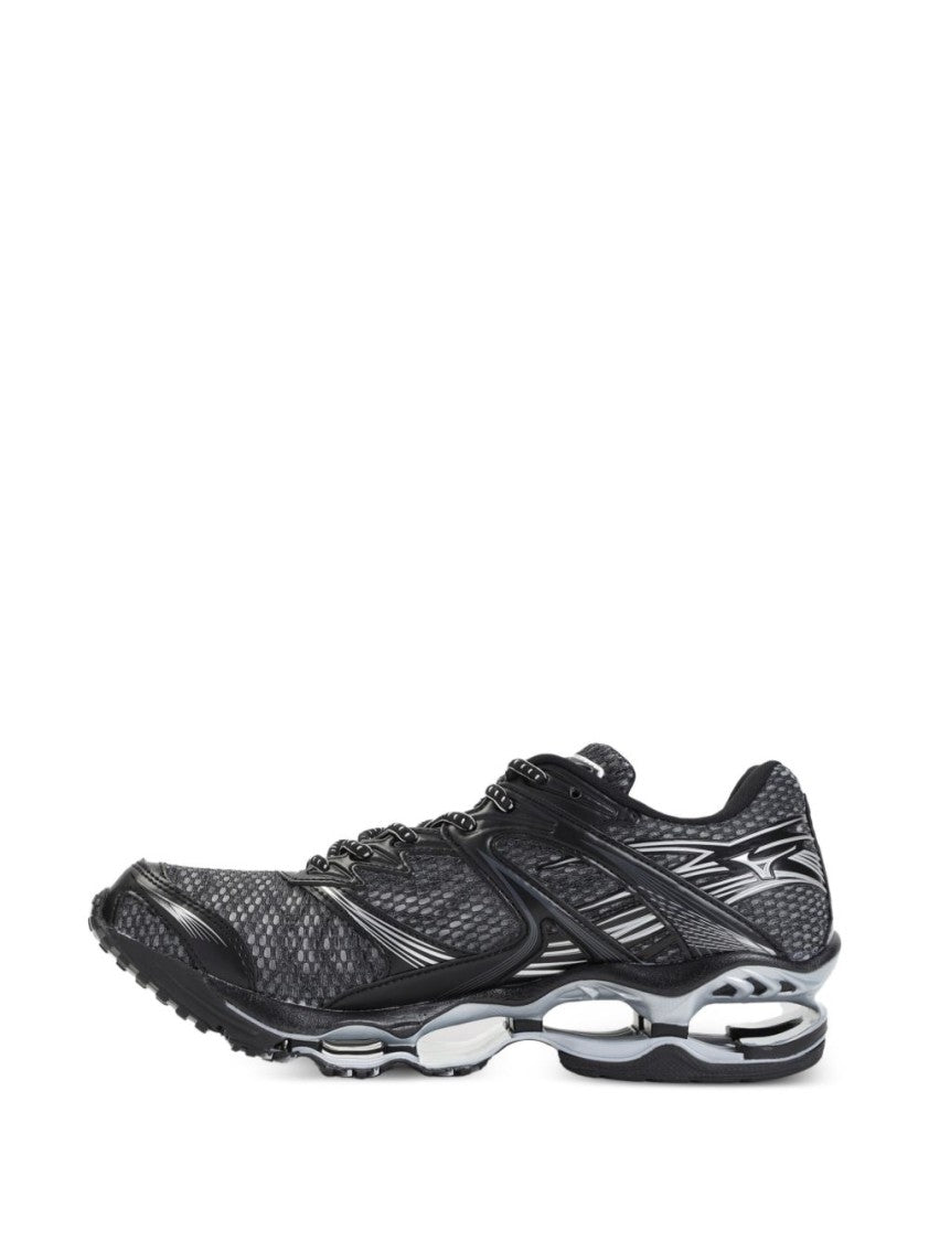 Mizuno Black Dynamic Overlay Mesh Sneakers