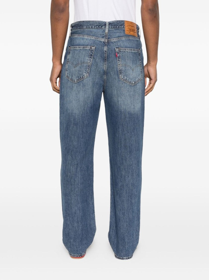 Levi's Straight-Leg Jeans With Medium Blue Wash And Timeless Appeal