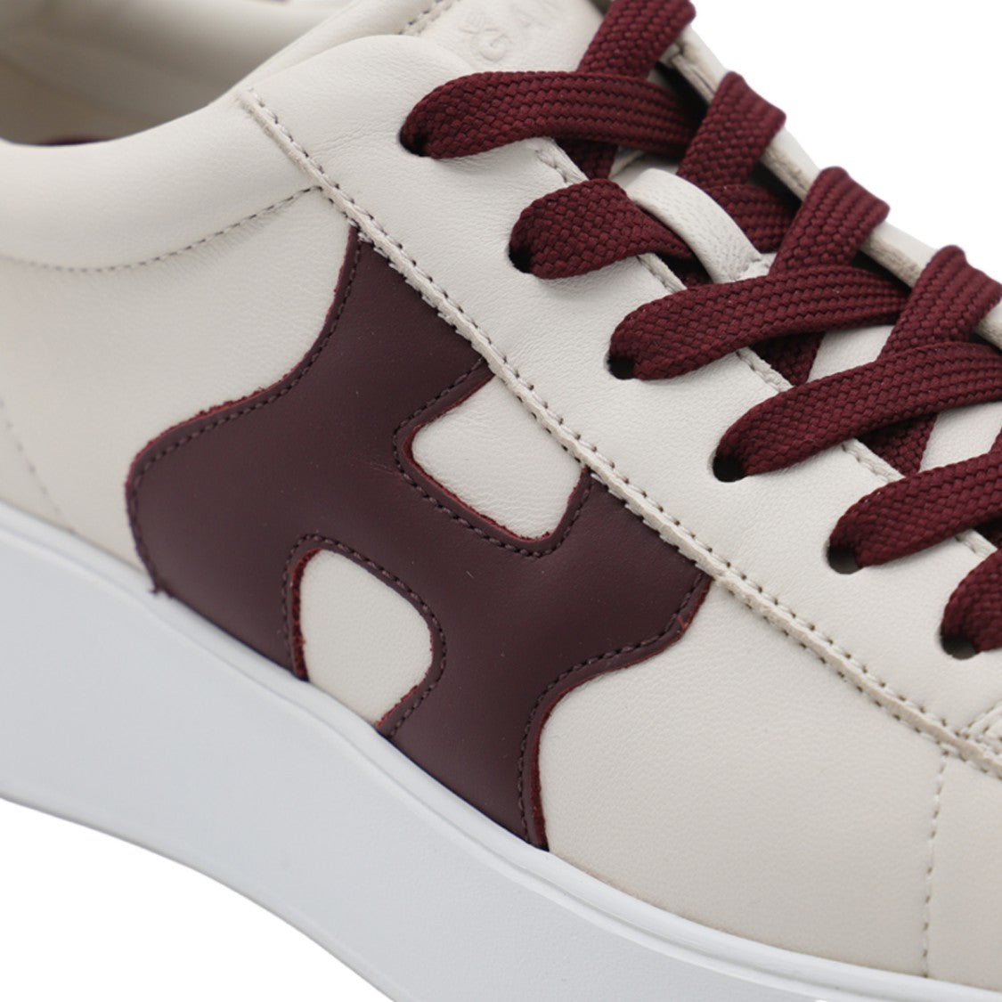 Hogan Low-Top Sneakers With Cream Base