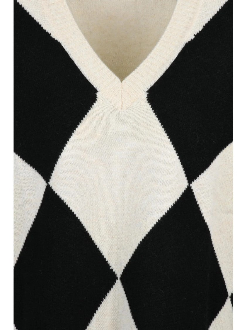 Ballantyne V-Neck Wool Pullover With Bold Argyle Pattern