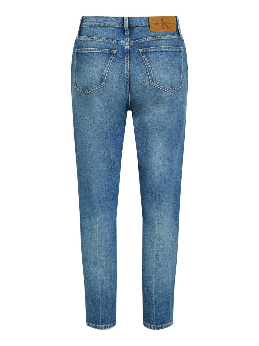 Calvin Klein High-Waisted Mom Fit Jeans With Tapered Leg And Distressed Detailing
