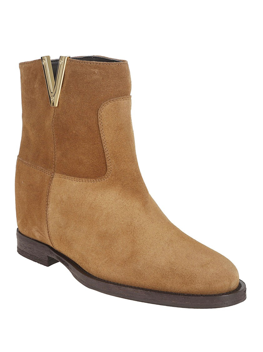 Via Roma 15 Calfskin Ankle Boots With Gold-Tone Plaque