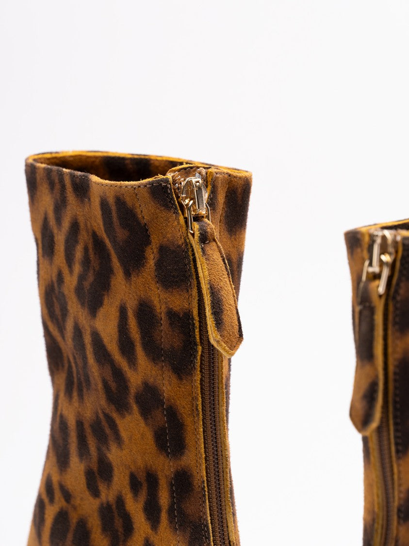 Aquazzura `Montmartre Bootie 50`