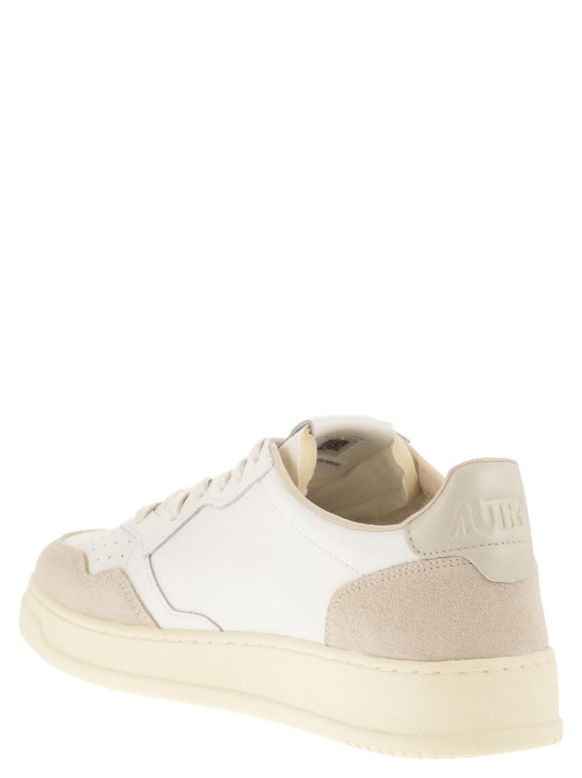Autry Medalist Low - Leather And Suede Sneakers