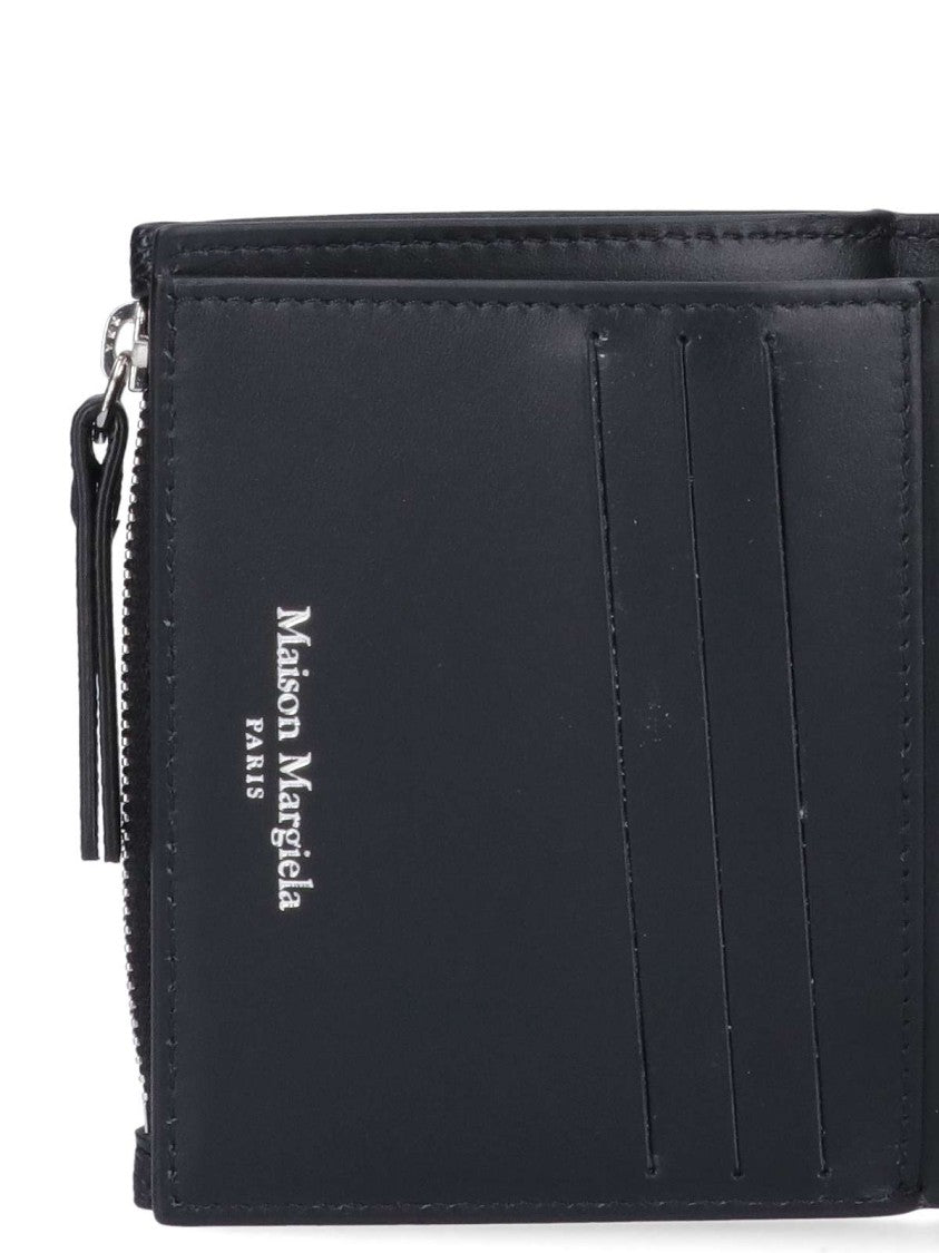 Maison Margiela Textured Black Wallet With Zippered Coin Pocket