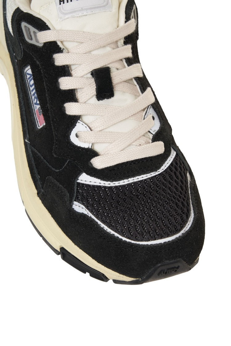 Autry Hyperway Low' Sneakers
