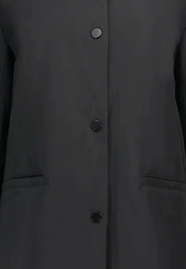 Max Mara Refined Black Coat With Classic Collar