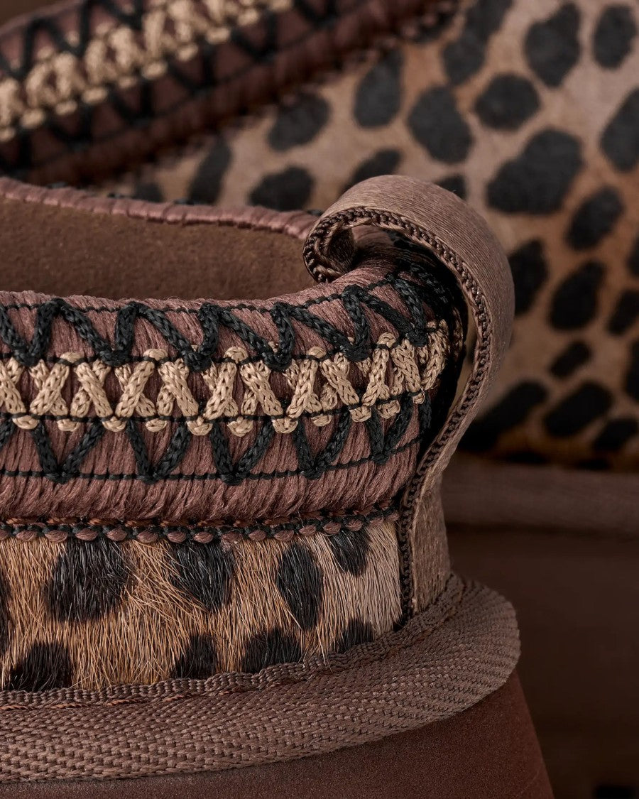 Ugg Women's Tazz Caspian Slide In Burnt Cedar