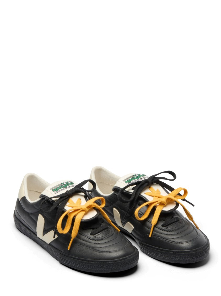Veja Low-Top Sneakers With Cream 'V' Logo