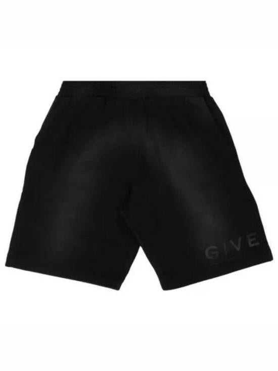 Givenchy Relaxed Fit Black Shorts With Logo Detail