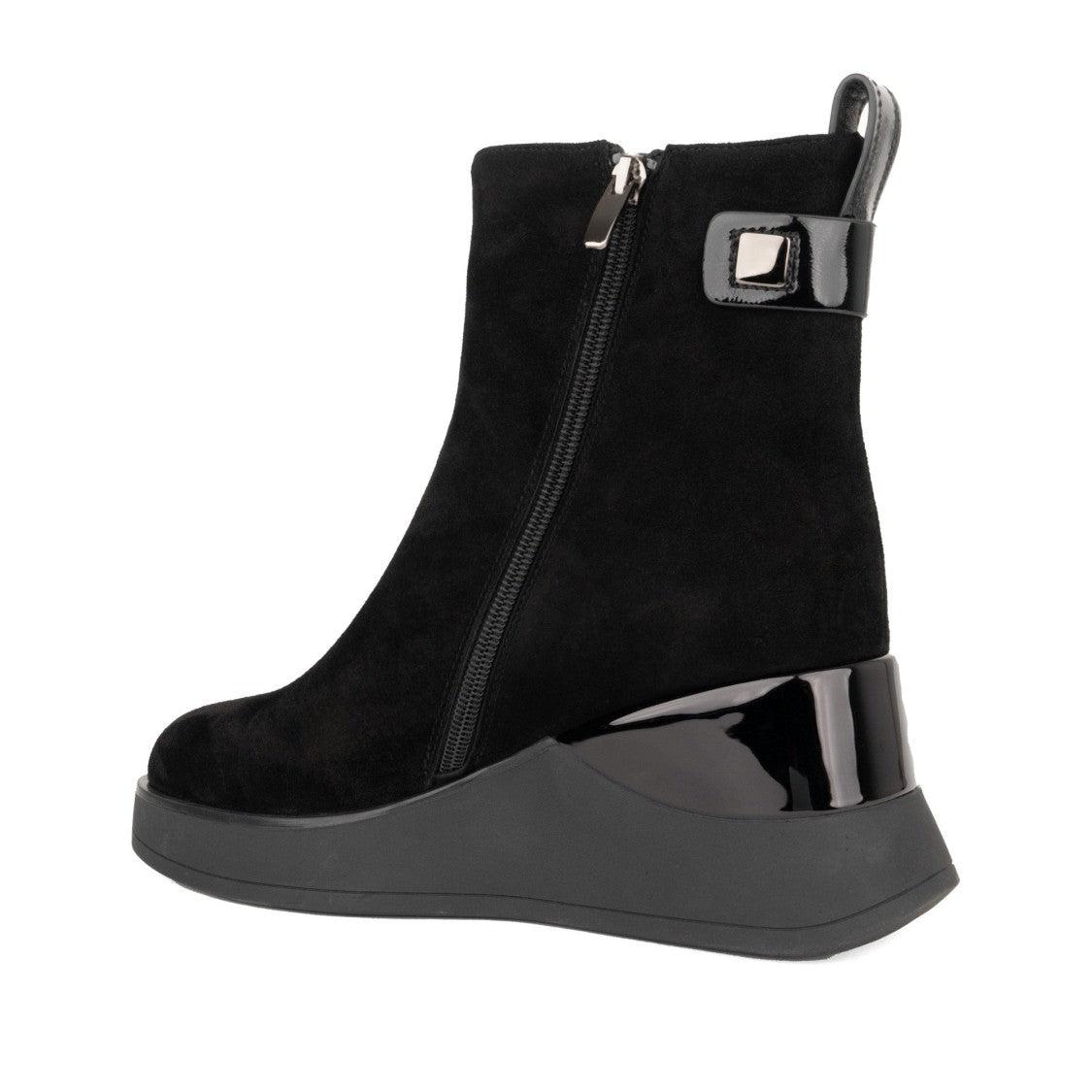 Linda Baumann Black Glossy Heel Accent Buckle Suede Boots