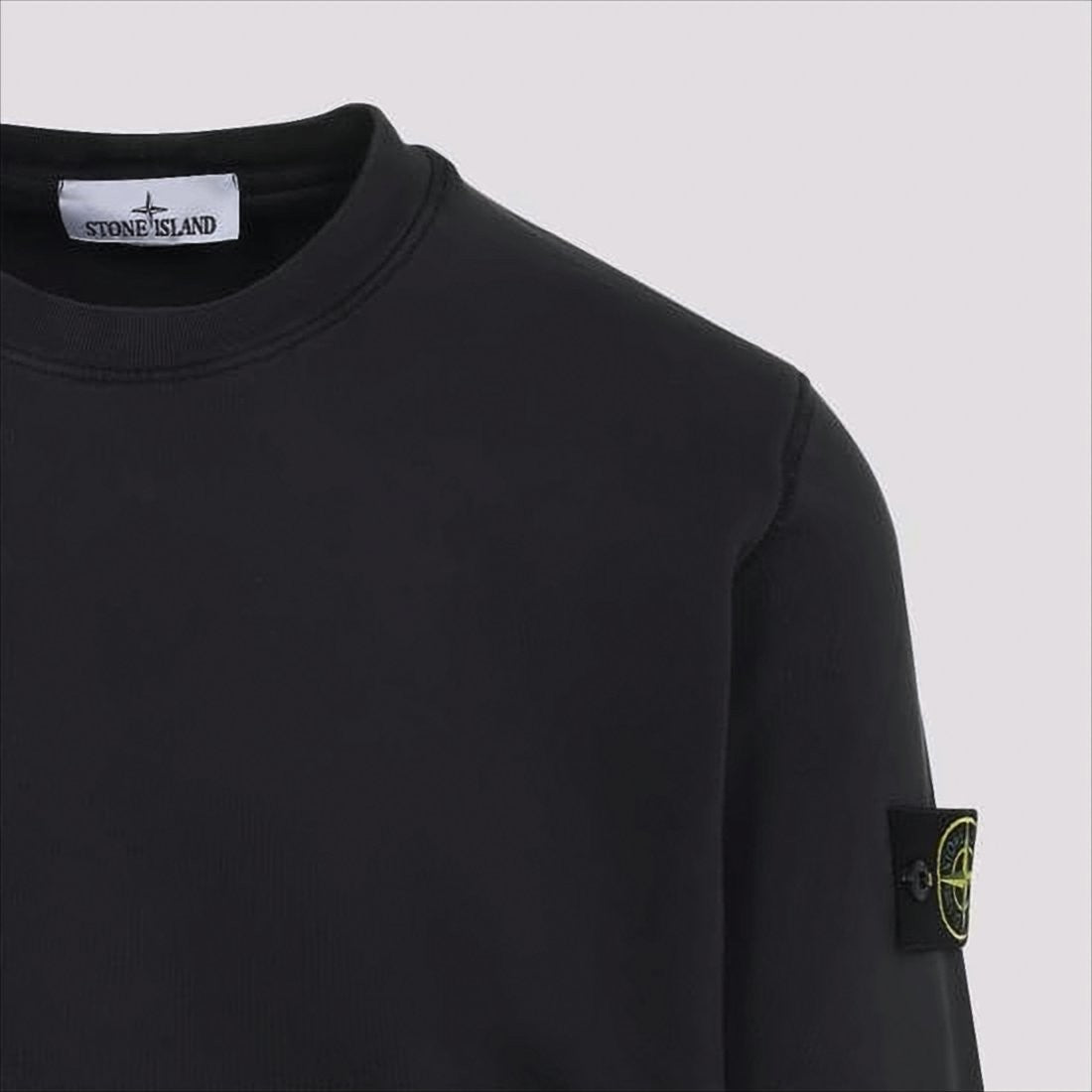 Stone Island Minimalist Black Long-Sleeve Sweatshirt With Distinctive Patch