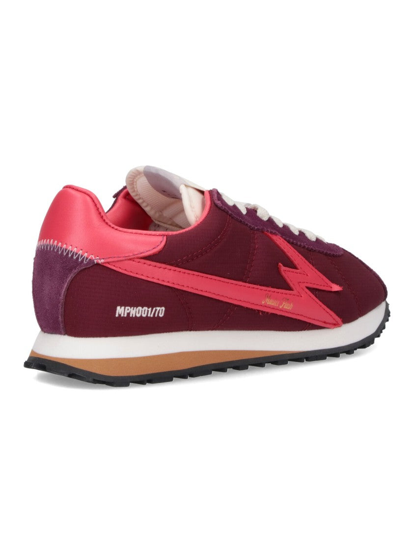 Master Of Arts Low-Profile Sneakers With Lightning Bolt Design